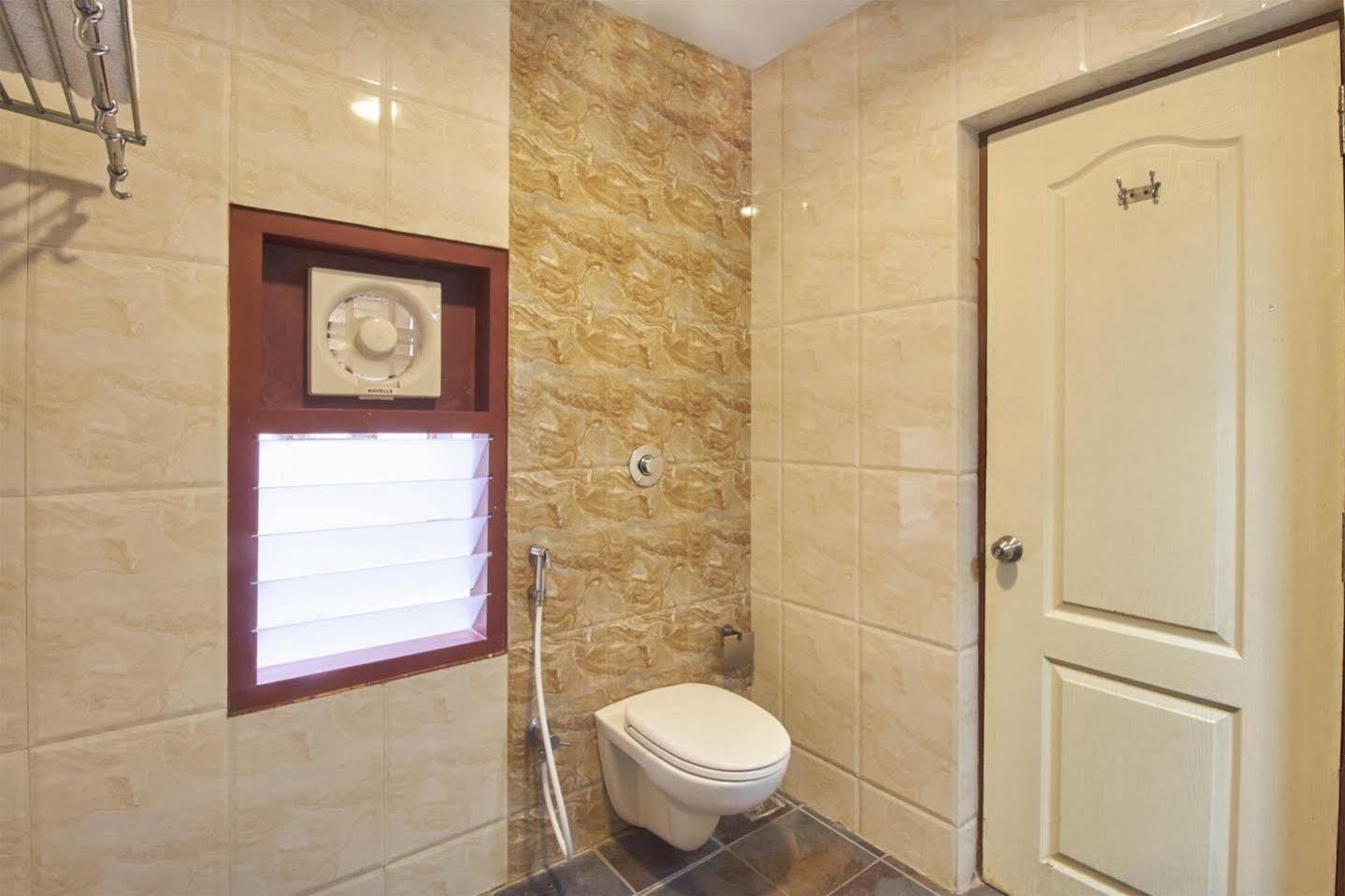 Pleasant Inn Pondicherry Bagian luar foto